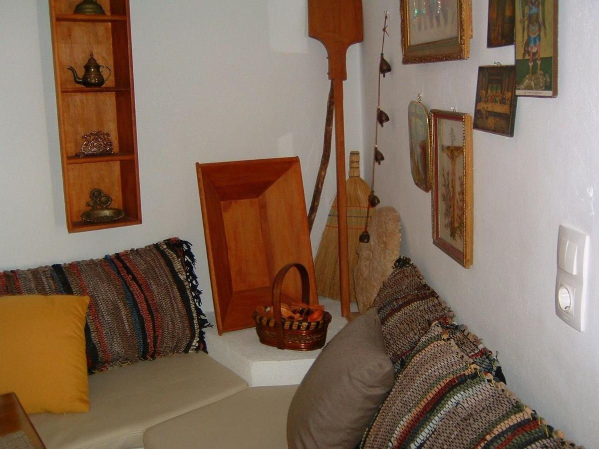 Yiayia'S Home Χάλκη Εξωτερικό φωτογραφία