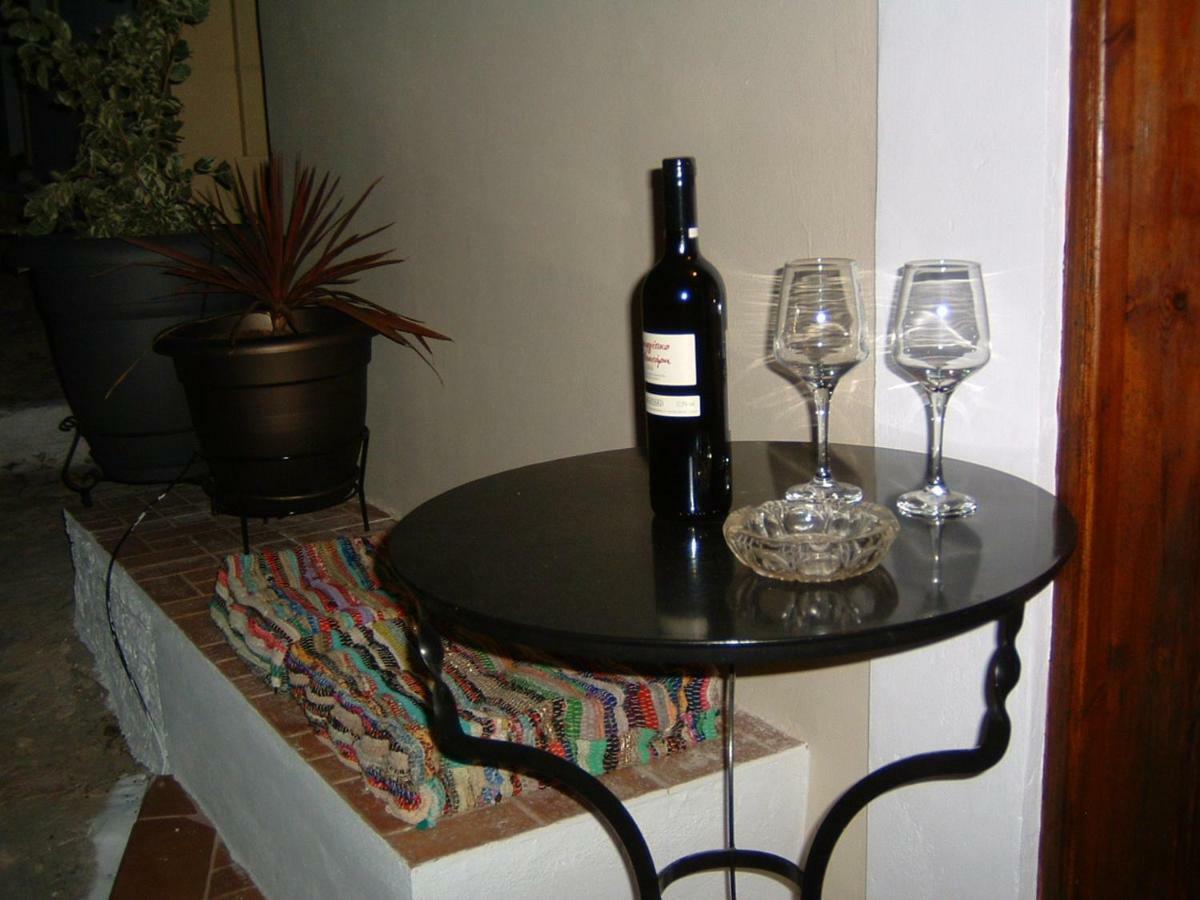 Yiayia'S Home Χάλκη Εξωτερικό φωτογραφία