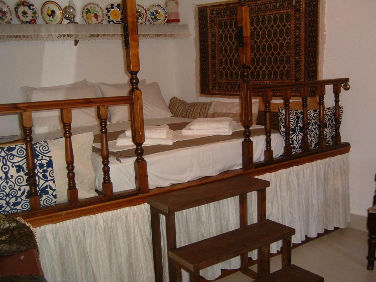 Yiayia'S Home Χάλκη Εξωτερικό φωτογραφία